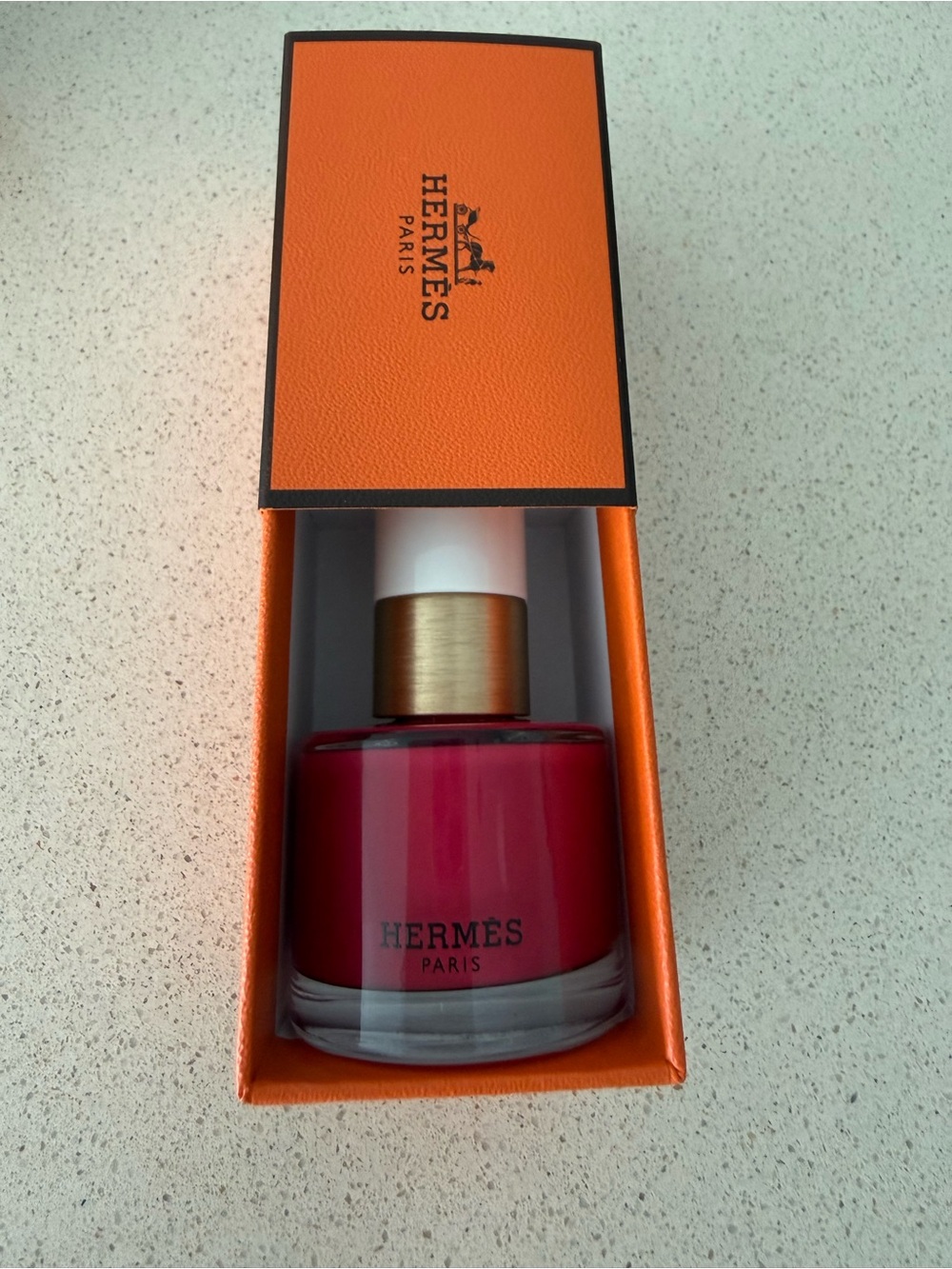 New Hermès Les Mains Nails Polish